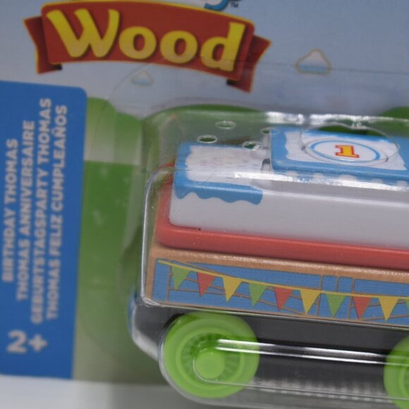 Happy Birthday Thomas & Cake Cargo Car - Thomas & Friends Wooden Railway Trains - Picture 6 of 10
